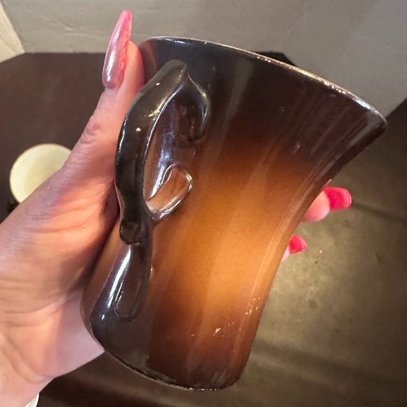 Vintage Warwick tea cups - Picture 4 of 12